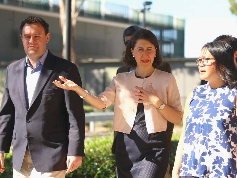 NSW Premier Gladys Berejiklian (c) has announced more funding to develop Nepan Hospital.