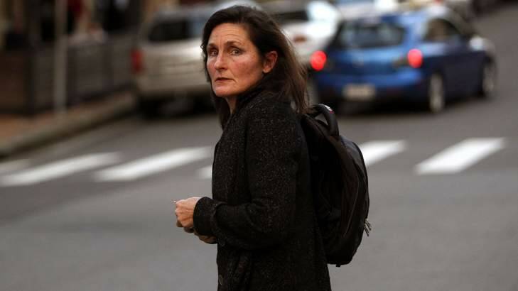 Cross-questioning ... <i>Newcastle Herald</i> journalist Joanne McCarthy leaves court. Photo: Darren Pateman
