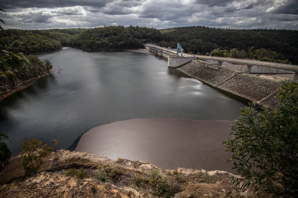 EIS condemned: Various groups have spoken out against plans to raise Warragamba Dam wall. Picture: Wolter Peeters